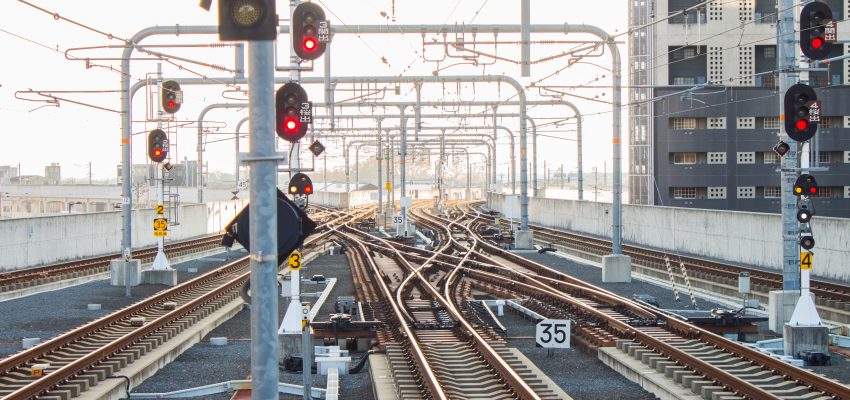 contact rail heating